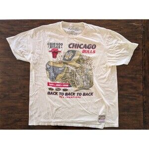 Mitchell & Ness T Shirt Men’s 2XL Hardwood Classics Chicago Bulls Triple Rings